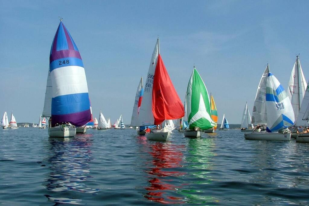 Berga  Tjoern Gaeststuga Naera Hakefjorden מראה חיצוני תמונה